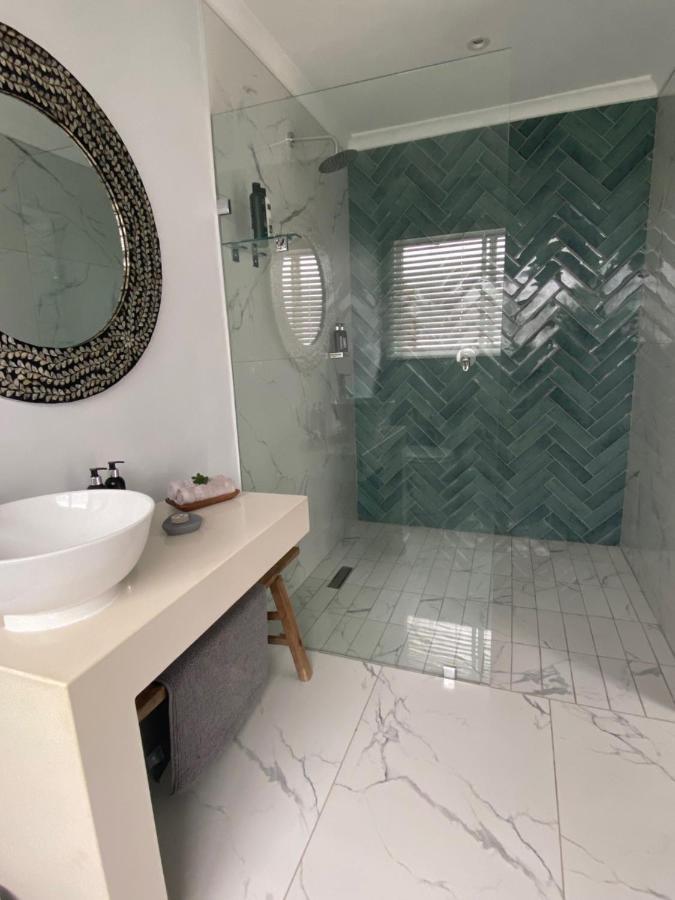 Mes Amis Beach Guest House Уилдърнес Екстериор снимка